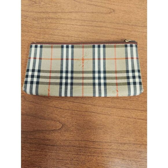 Burberrys VINTAGE Haymarket Check coin pouch. Slight ware on corners see picture - Picture 2 of 11
